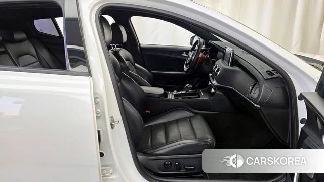 Kia Stinger 2018 Белый из Кореи, фото 2