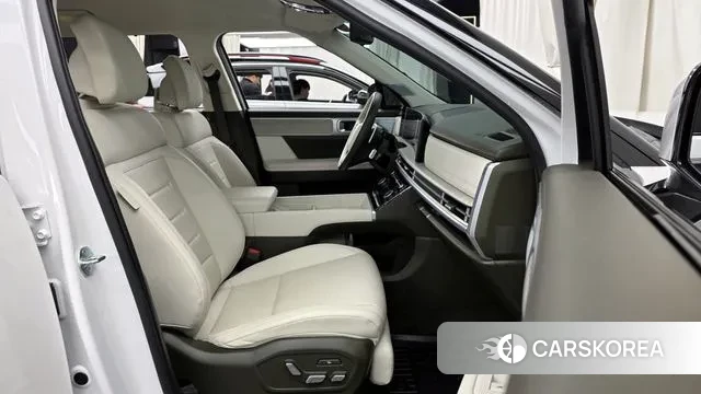 Hyundai Santa Fe (MX5) 2023 Белый из Кореи, фото 2