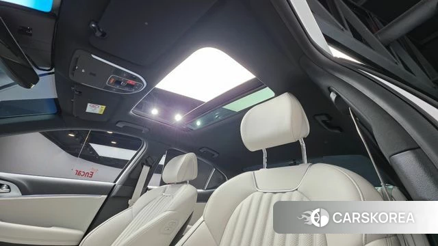 Genesis The New G70 2023 Белый из Кореи, фото 2