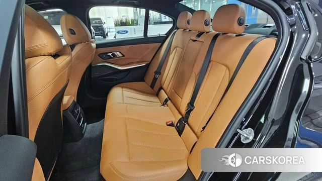 BMW 3 Series (G20) 2025 Черный из Кореи, фото 2