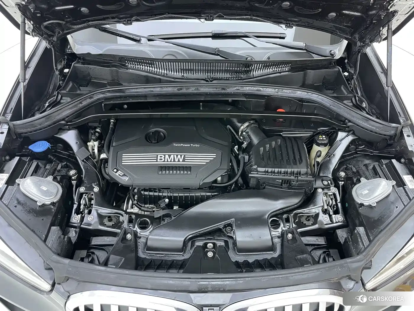 BMW X1 2022 Silver/gray из Китая, фото 2