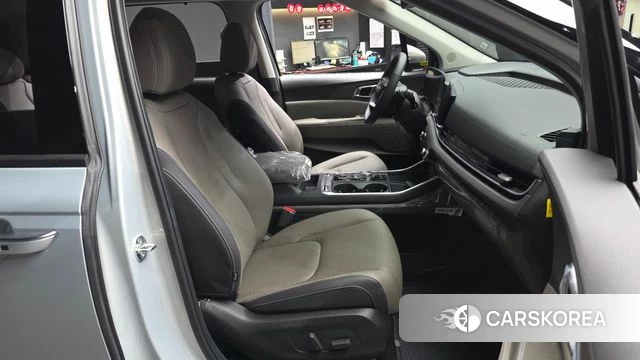 Kia The New Carnival 4th Generation 2025 Серебряный из Кореи, фото 2