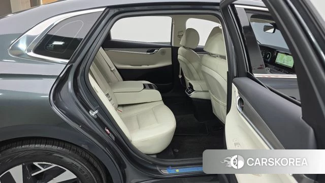 Hyundai The New Grandeur IG Hybrid 2022 Цвет галактики из Кореи, фото 2