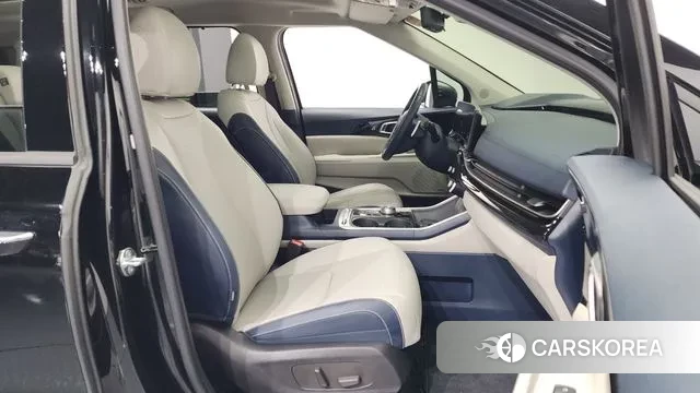 Kia The New Carnival 4th Generation 2024 Черный из Кореи, фото 2