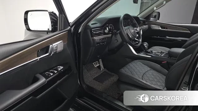 Kia Mohave Master 2023 Черный из Кореи, фото 2