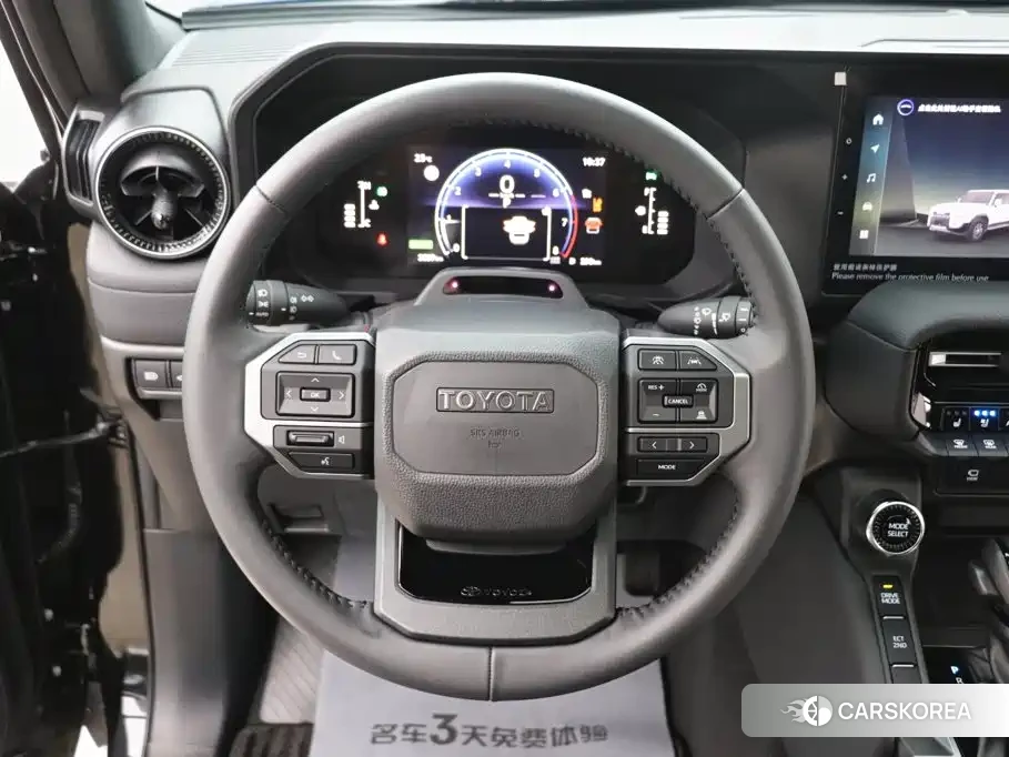 Toyota Prado 2026 Черный из Китая, фото 3