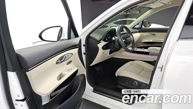 Genesis GV70 2022 Белый из Кореи, фото 2
