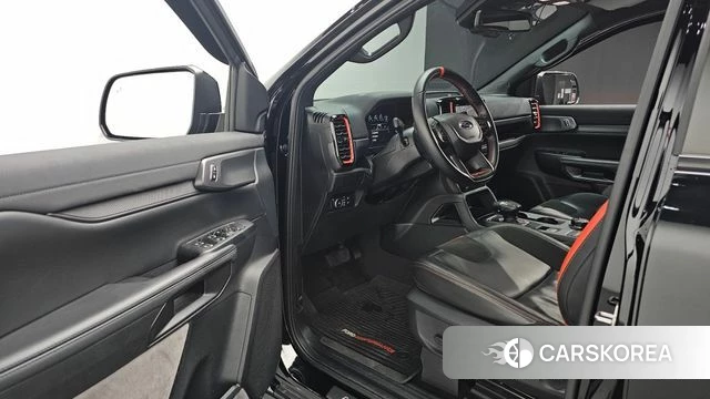 Ford Ranger 4th Generation 2023 Черный из Кореи, фото 2