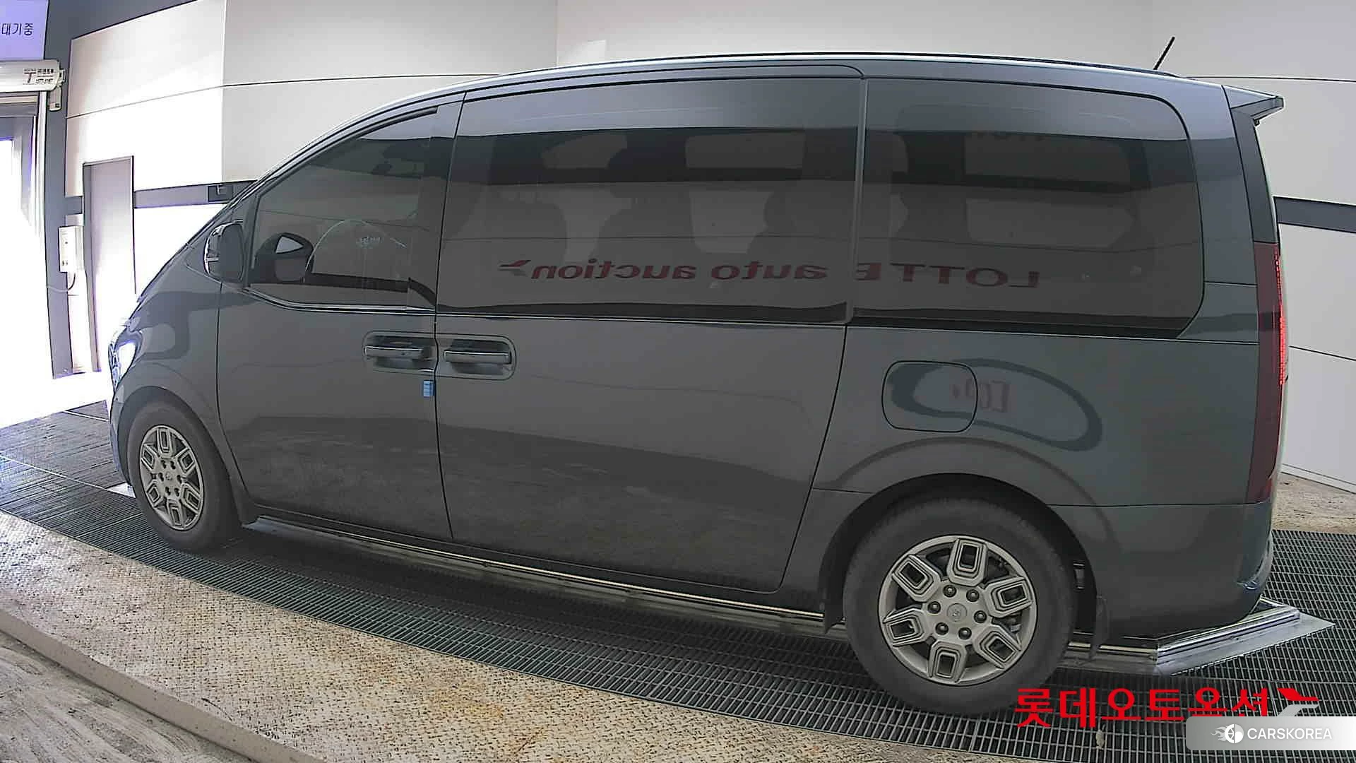 Hyundai Staria 2022 Graphite Grey Metallic из Кореи, фото 2