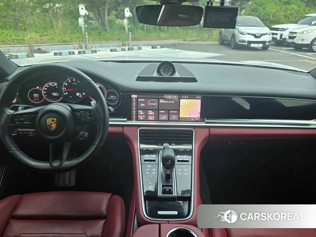 Porsche Panamera (971) 2021 Белый из Кореи, фото 2