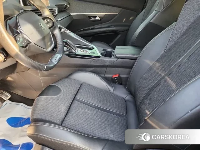 Peugeot 3008 second generation 2019 Серый из Кореи, фото 2