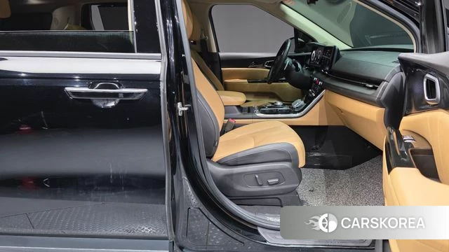Kia Carnival 4th generation 2022 Черный из Кореи, фото 2