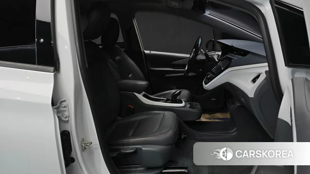 Chevrolet (GM Daewoo) Bolt EV 2019 Белый из Кореи, фото 2