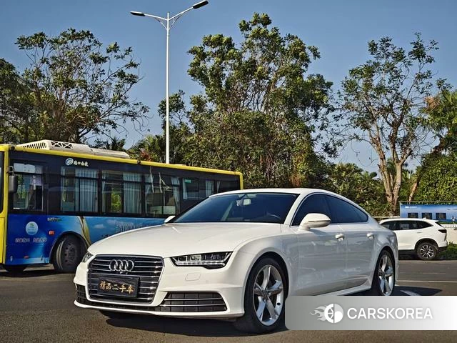 Audi A7 2018 Белый из Китая, фото 2