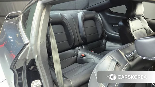 Ford Mustang 2019 Черный из Кореи, фото 2