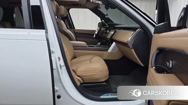 Land Rover Range Rover 5th Generation 2023 Белый из Кореи, фото 2