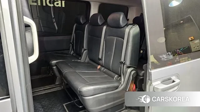 Hyundai Staria 2022 Серебряный из Кореи, фото 2