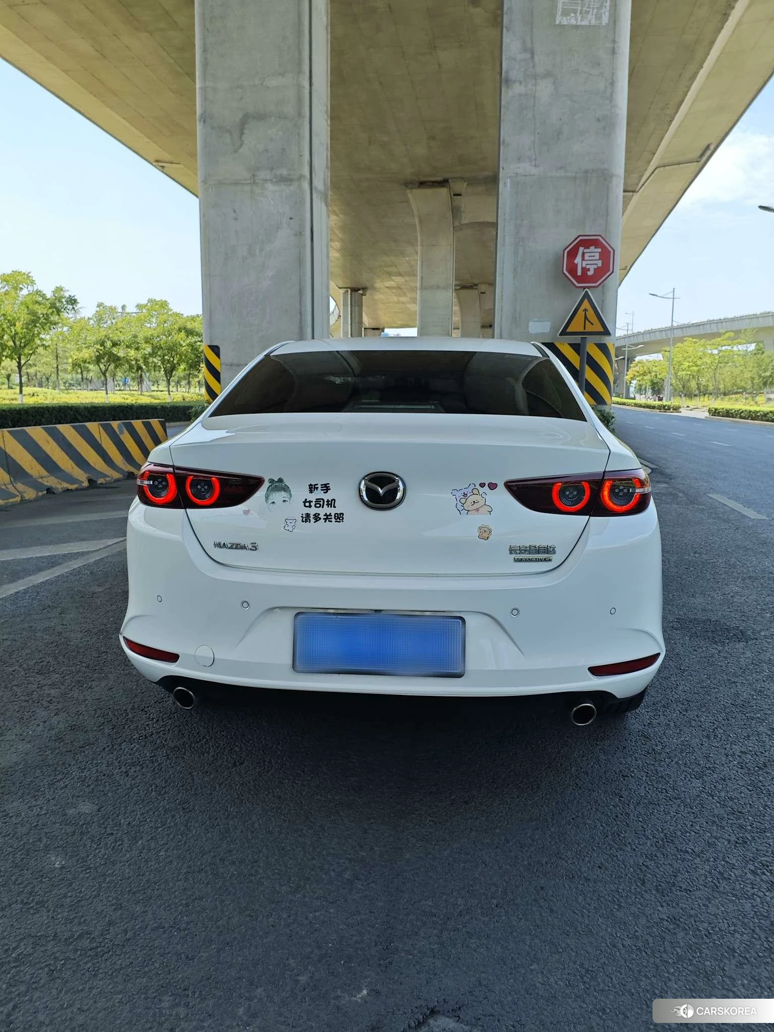 Mazda 3 Angkesaila 2022 Белый из Китая, фото 2