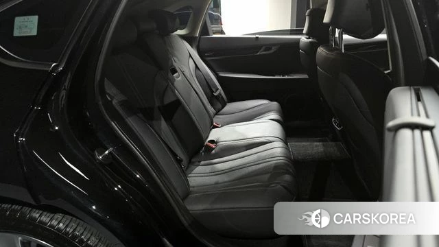 Genesis G80 (RG3) 2022 Черный из Кореи, фото 2