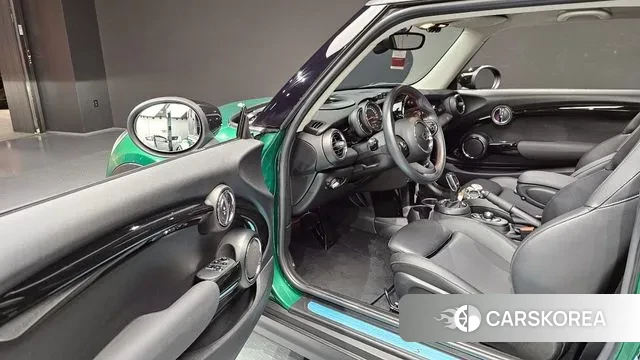 Mini Cooper S 2019 Зеленый из Кореи, фото 2