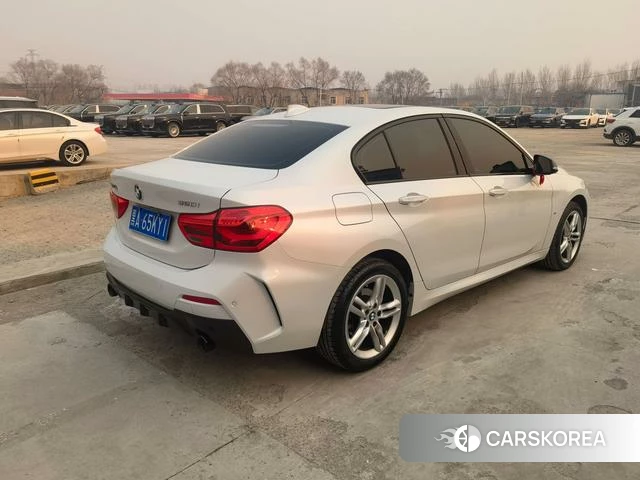 BMW 1 series 2023 Белый из Китая, фото 2