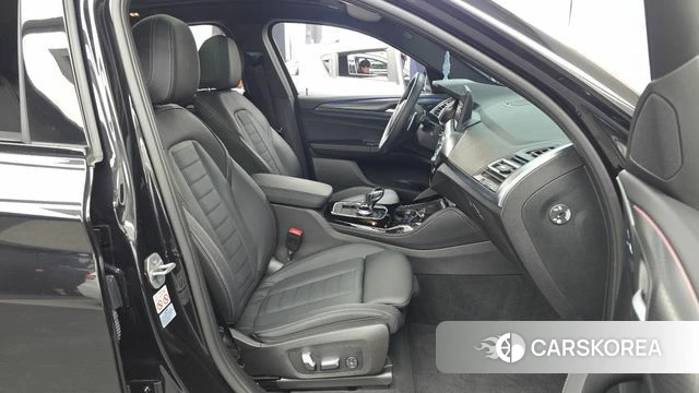 BMW X4 (G02) 2023 Черный из Кореи, фото 2