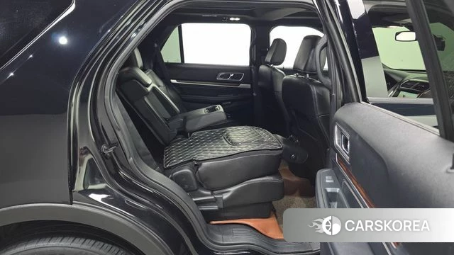 Ford Explorer 2018 Черный из Кореи, фото 2
