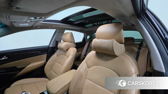 Kia K7 Premier 2020 Черный из Кореи, фото 2