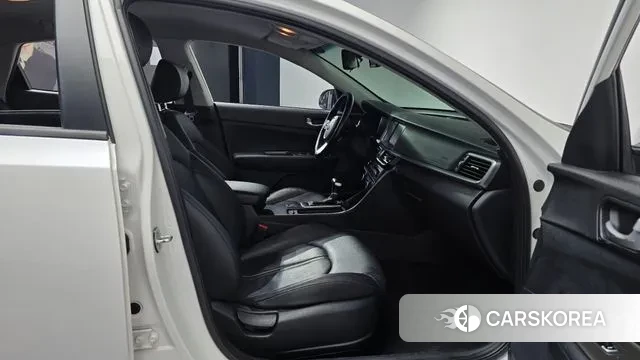 Kia The New K5 2nd generation 2018 Белый из Кореи, фото 2