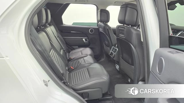 Land Rover Discovery 5 2023 Белый из Кореи, фото 2