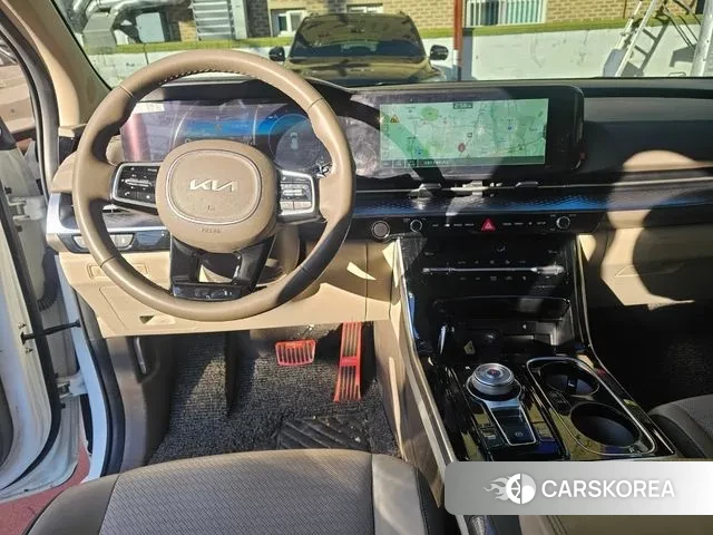 Kia Carnival 4th generation 2023 Белый из Кореи, фото 2