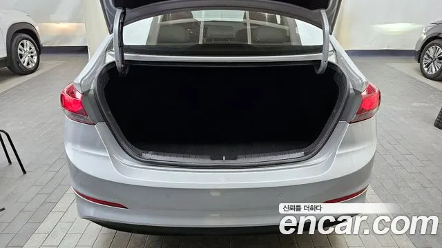 Hyundai Avante AD id 2538499 из Кореи 2