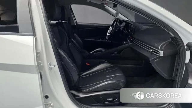 Hyundai Avante (CN7) 2022 Белый из Кореи, фото 2