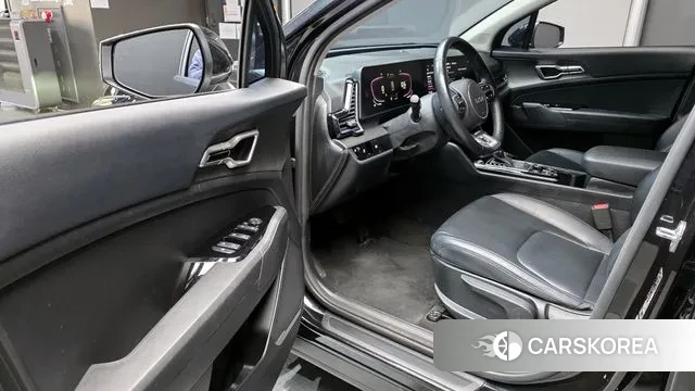 Kia Sportage 5th Generation 2022 Черный из Кореи, фото 2