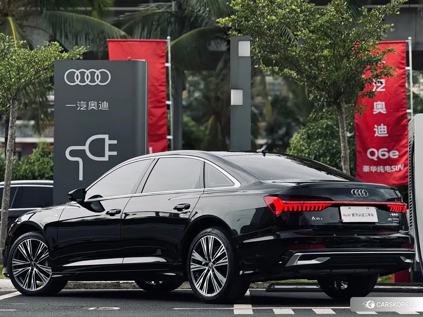 Audi A6L 2026 Черный из Китая, фото 2