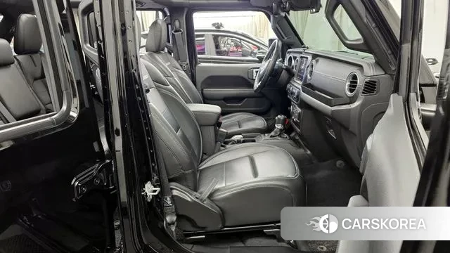 Jeep Wrangler (JL) 2022 Черный из Кореи, фото 2