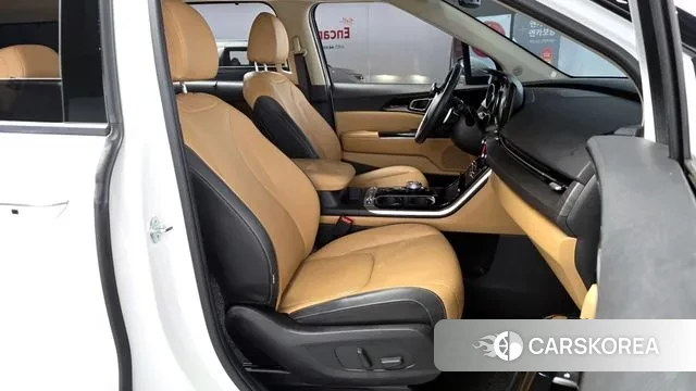 Kia Carnival 4th generation 2023 Белый из Кореи, фото 2
