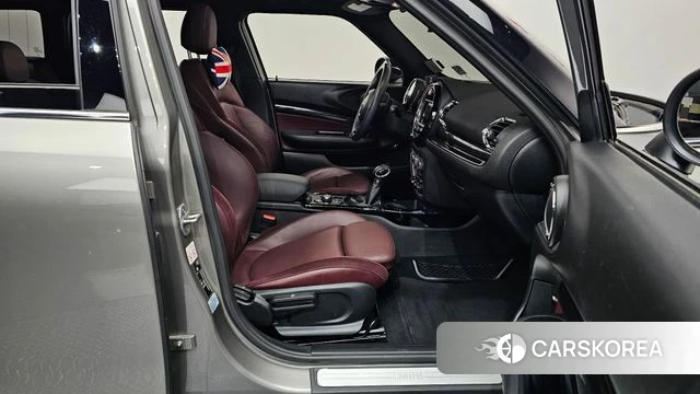 Mini Cooper Clubman 2018 Серебристо-серый из Кореи, фото 2