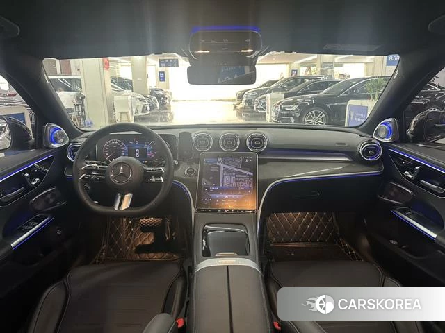 Mercedes-Benz Class C 2024 Белый из Китая, фото 2