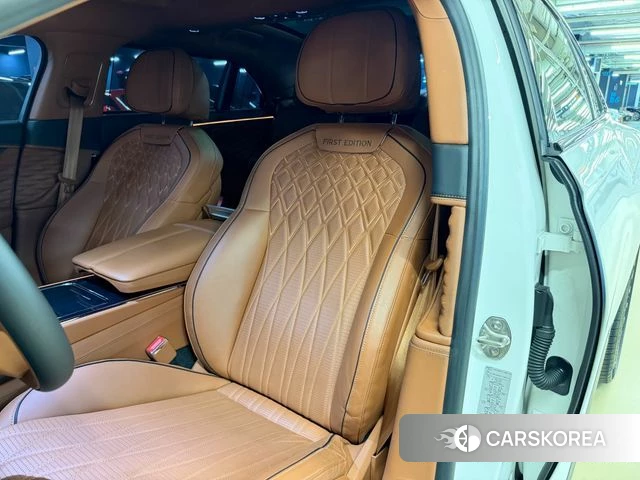 Bentley Flying Spur 3rd Generation 2020 Белый из Кореи, фото 2
