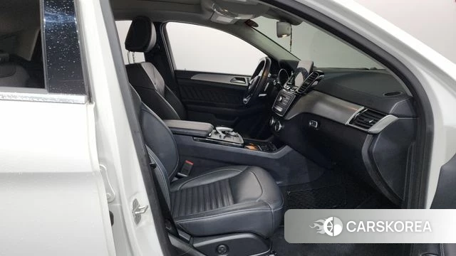 Mercedes-Benz GLE - Class W166 2018 Белый из Кореи, фото 2