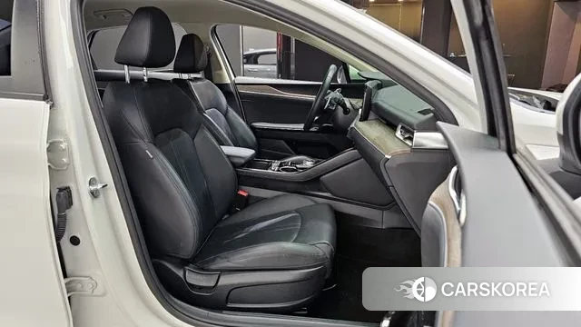 Kia K5 3rd generation 2022 Белый из Кореи, фото 2