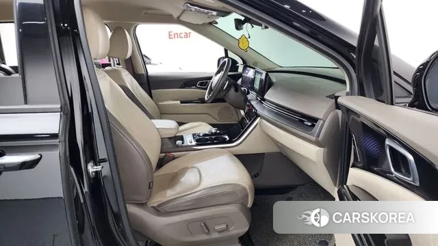 Kia Carnival 4th generation 2023 Черный из Кореи, фото 2