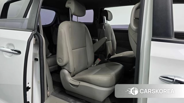 Kia The New Carnival 2018 Белый из Кореи, фото 2