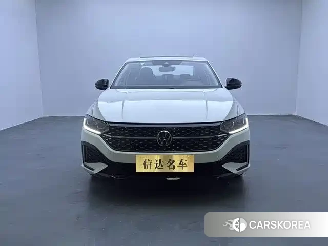 Volkswagen Lavida 2025 Белый из Китая, фото 2