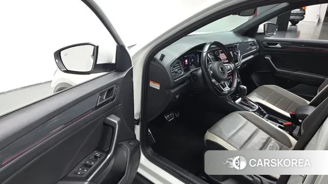 Volkswagen T-Roc 2021 Белый из Кореи, фото 2