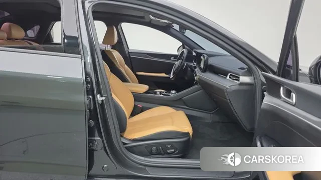 Kia K5 3rd generation 2021 Серый из Кореи, фото 2