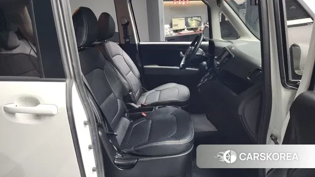 Kia The New Kia Ray 2022 Белый из Кореи, фото 2