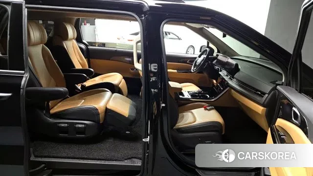 Kia Carnival 4th generation 2022 Черный из Кореи, фото 2