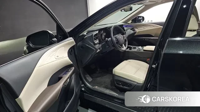 Lexus RX350h 5th generation 2025 Черный из Кореи, фото 2